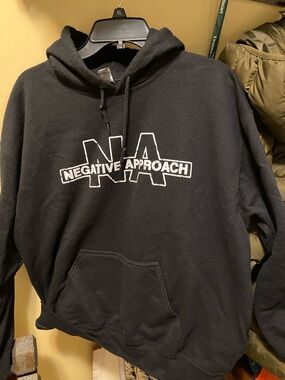 Gildan  "NA" Logo negative approach hoodie